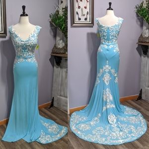 NWOT Madison James blue/ivory embroidered gown